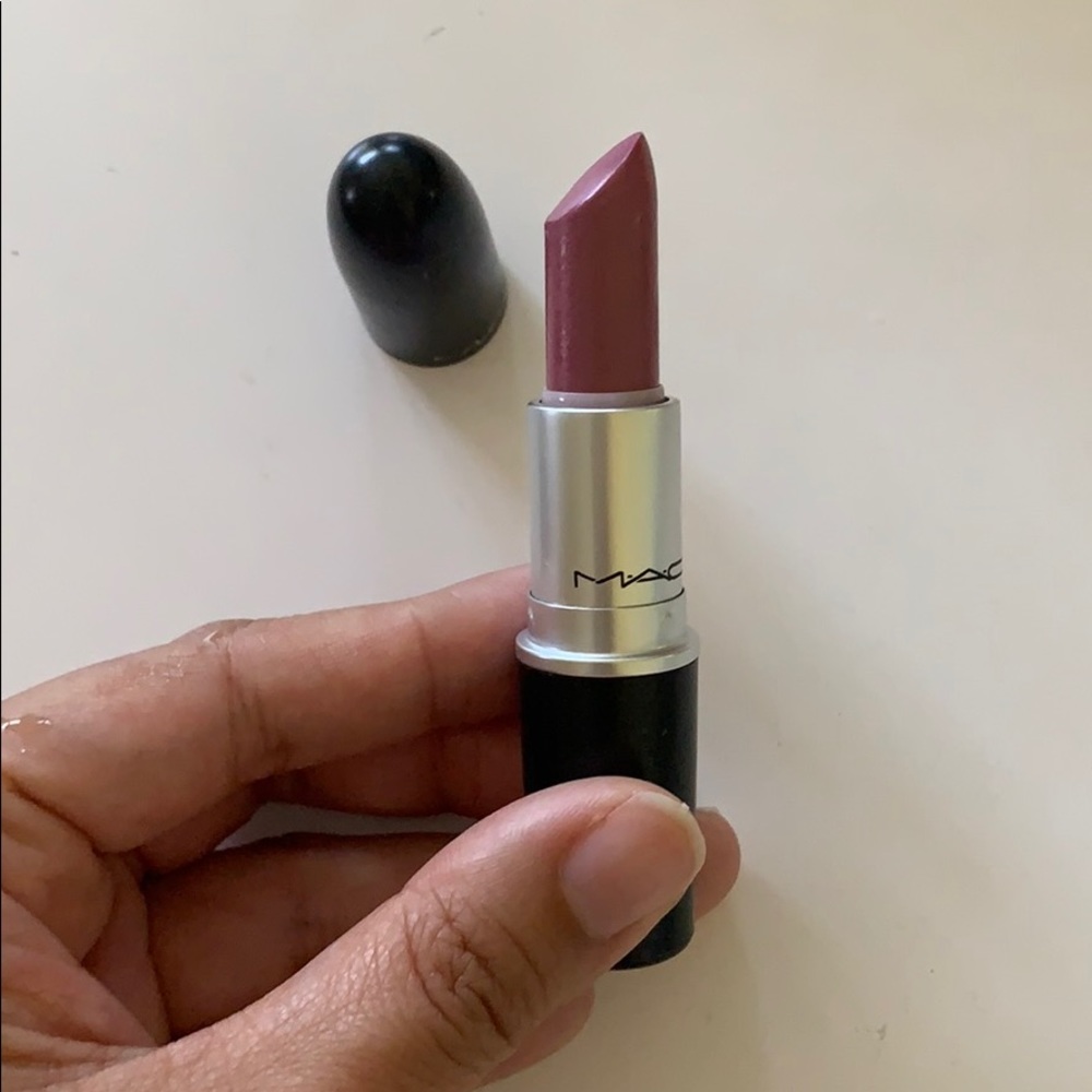 Mac syrup lipstick